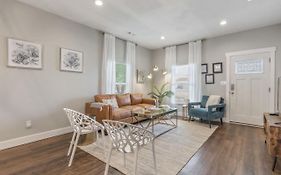 Tulsa Boho Bungalow | King Bed• Near Dtwn•Expo•Tu